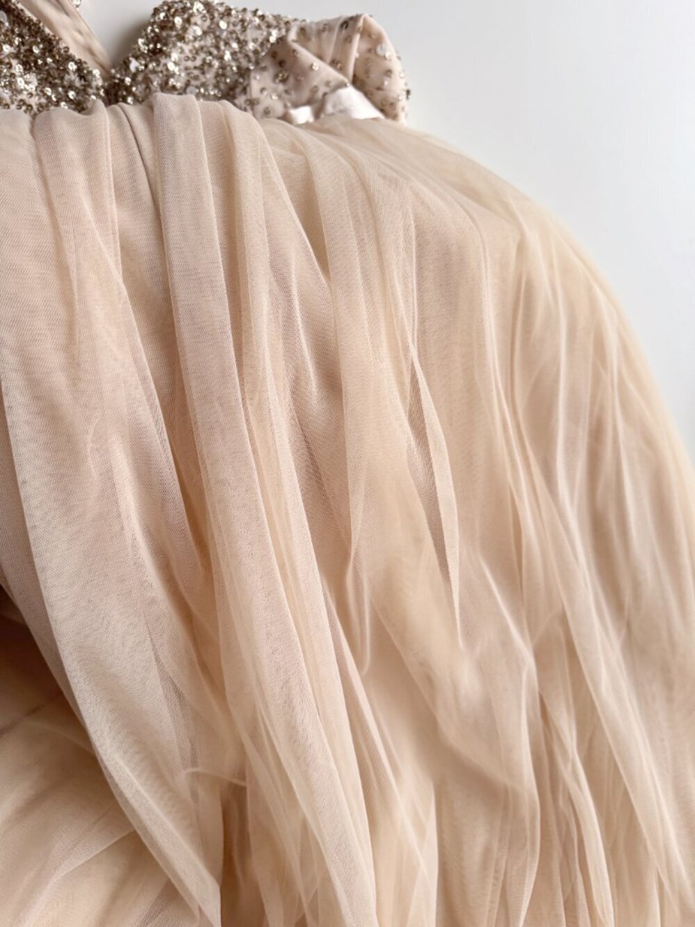 BHLDN Avery Blush Sequin Beaded Embellished Tulle V-Neck Maxi Dress, Size 4 - Picture 13 of 15
